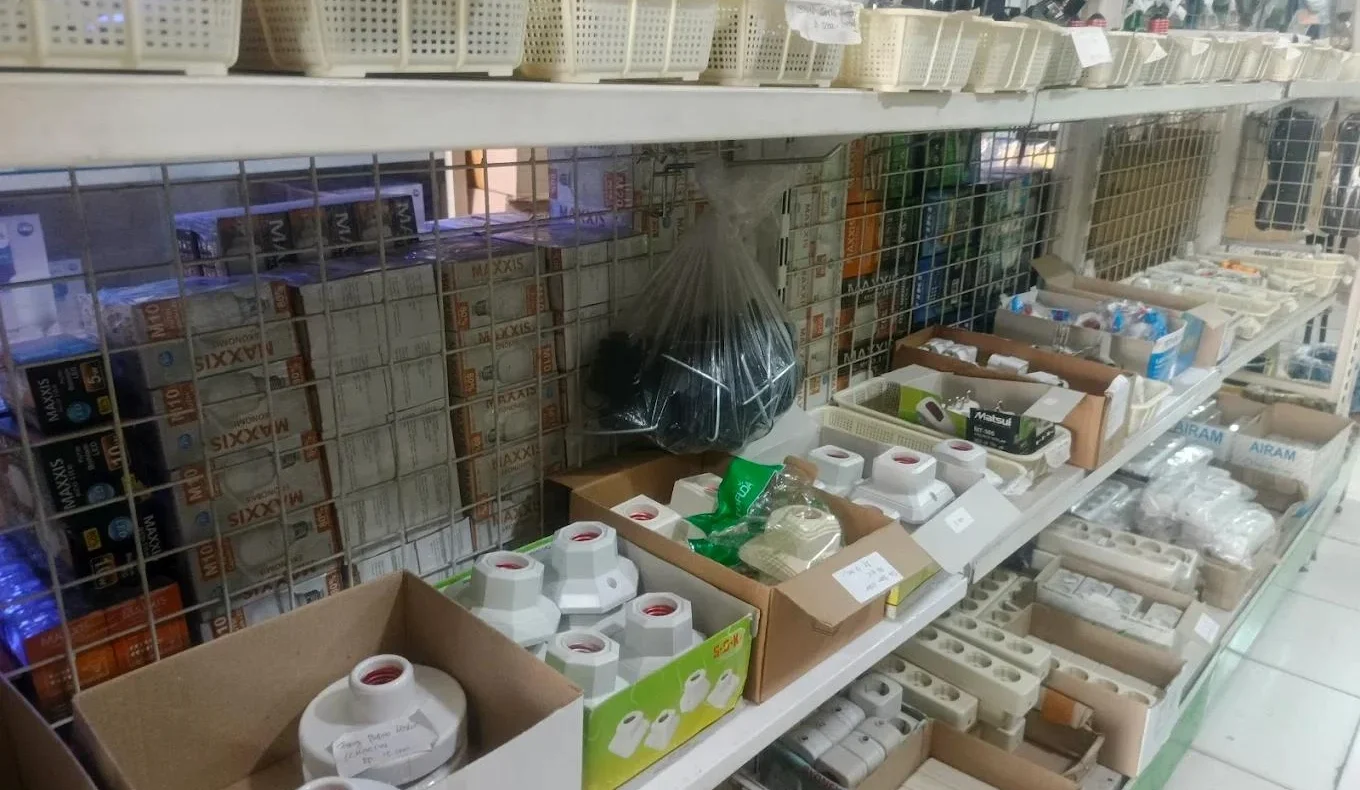 Toko Listrik di Padang Terdekat dari Tempat Saya & Review