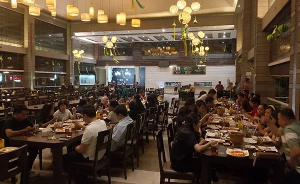 12 Tempat Makan di Tangerang Raya yang Enak dan Terkenal 13 Lembur Kuring BSD