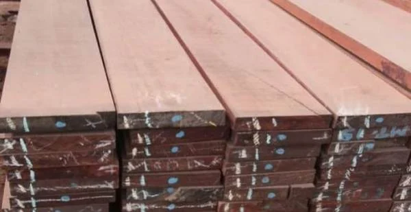 Harga Papan Kayu: 7 Ukuran & Jenis Pohon Terpopuler 4 Papan Kayu dari Pohon Jambi