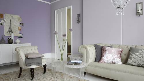 8 Warna Cat Ruangan Tamu yang Sejuk Wajib Coba! 9 Warna Cat Ruangan Tamu Warna Lilac